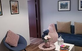 Plovdiv Top Center 2 Bdrm Apartment, 5Min From Central Square & Garden, Free Parking